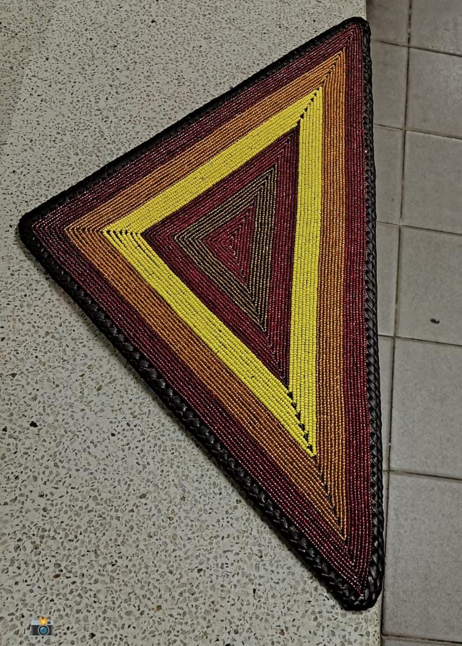 Triangular beaded placemat